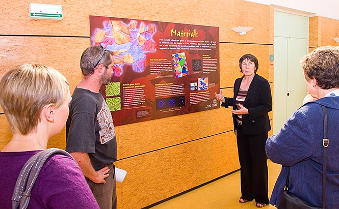 ESRF - panneaux de présentation- hall