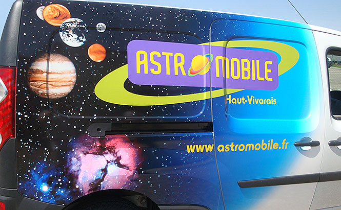 ASTROMOBILE - visuel sur covering automobile - latéral